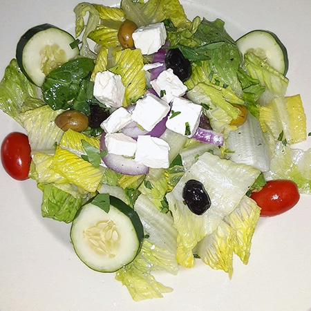 greek-salad-al-zaytouna-1